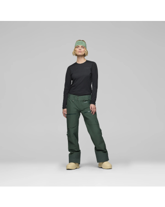 Norrøna lofoten Gore-Tex Insulated Pants Jungle Green Model