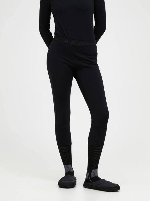 Peak Performance Magic 3/4 Short Johns Wool-blend Baselayer Women model Peak Performance Magic 3/4 Short Johns Wool-blend Baselayer Women model